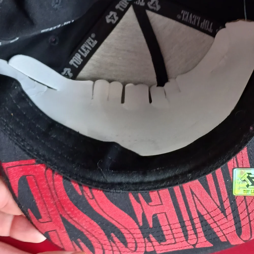 Top Level Snapback hat - Picture 5 of 6